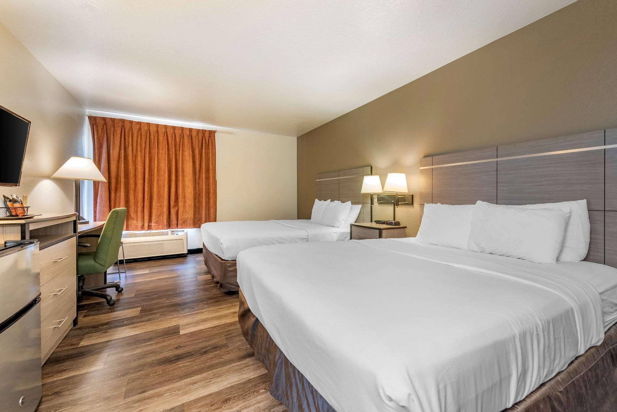 פואבלו Econo Lodge מראה חיצוני תמונה